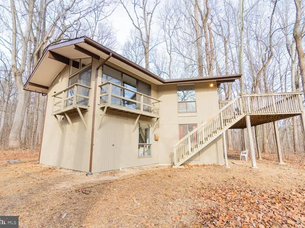 1951 Steamboat Run Rd, Shepherdstown, WV 25443