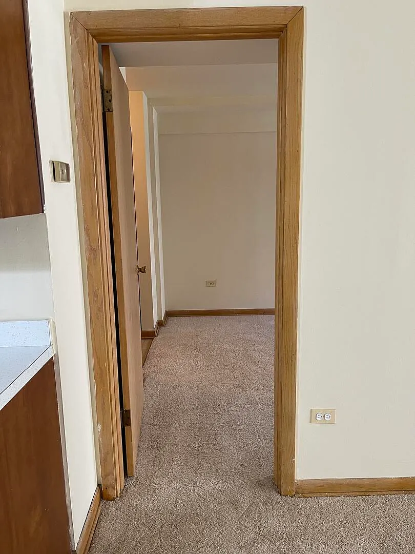 1 bed, 720 sqft, $1,050 — Photo 4
