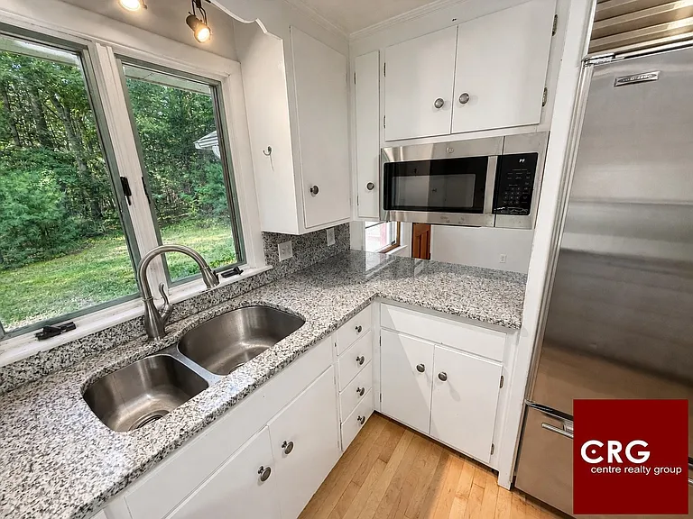 53 Deerhaven Rd — Photo 4