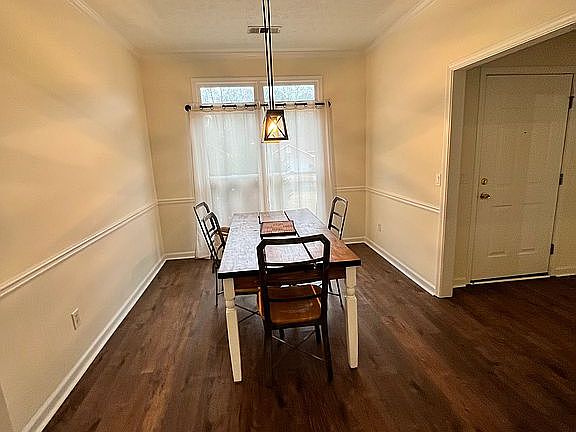 3rd image of 6813 Flatstone Ct