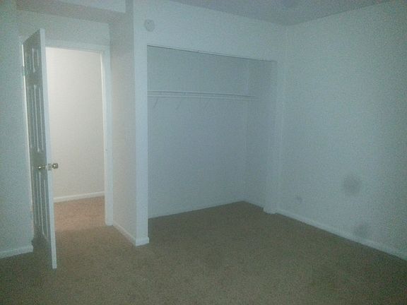4th image of 5726 N Winthrop Ave APT 101
