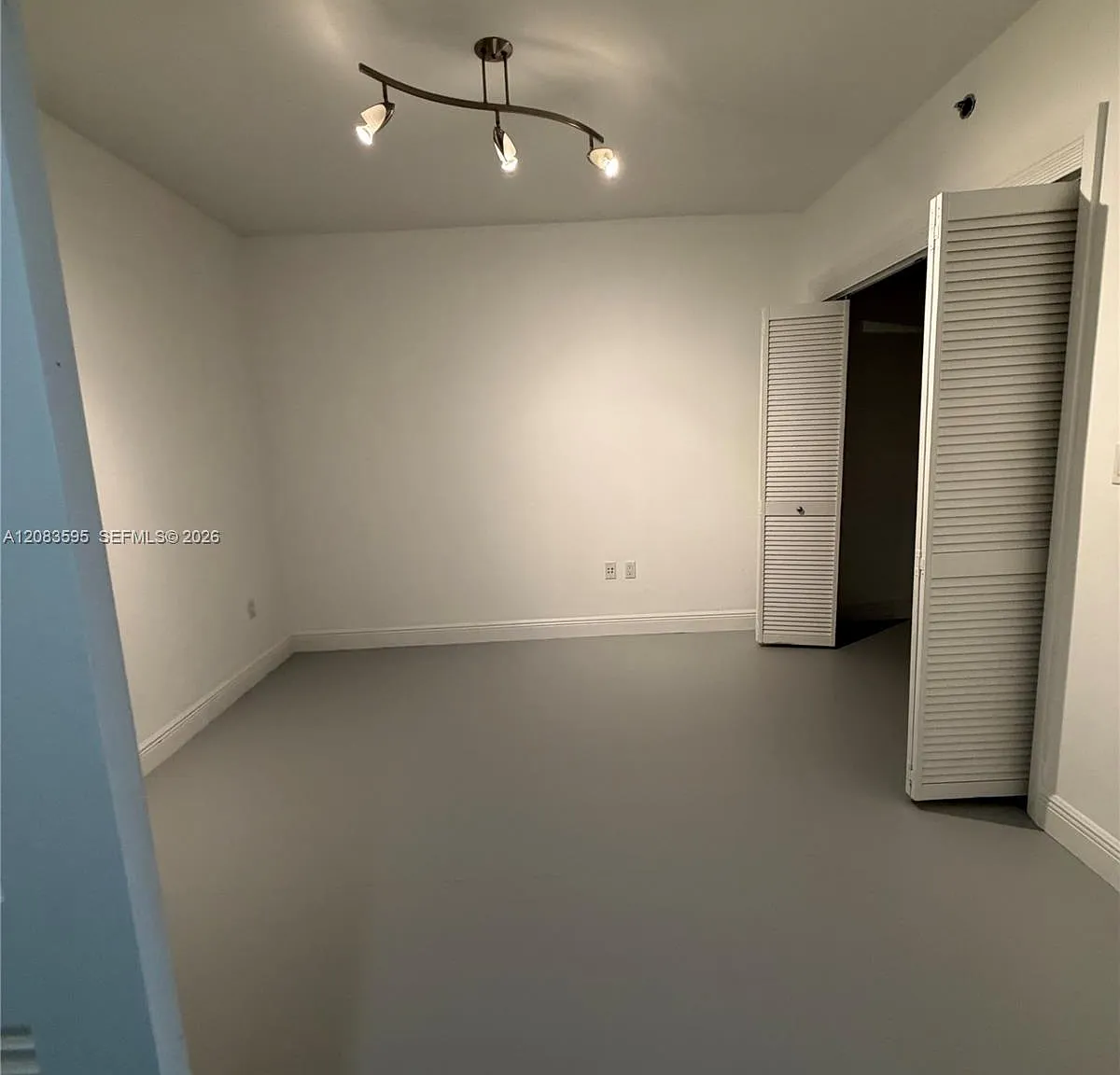 Beach Club Two Condo — Photo 3