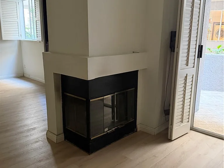 4557 Haskell Ave #104 — Photo 6