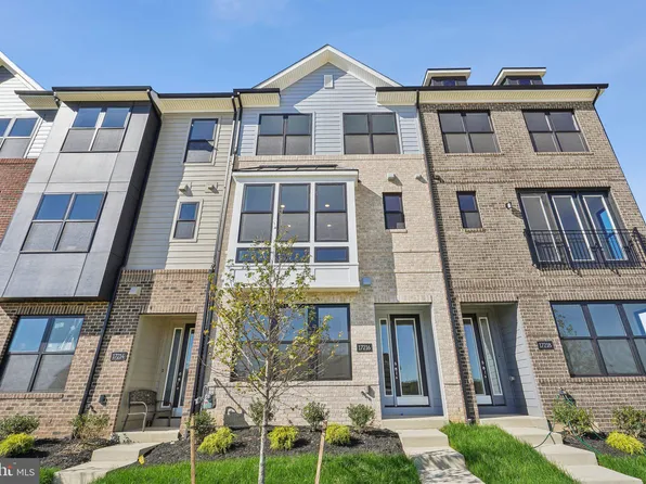 17216 Hardisty Way, Bowie, MD 20715