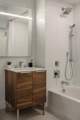 Rented by REAL New York | media 44