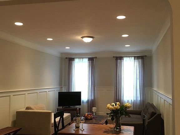 4th image of 29-33 W 65th St #2A