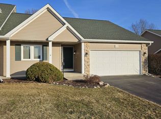 4143 Brookwood Dr, Loves Park, IL 61111