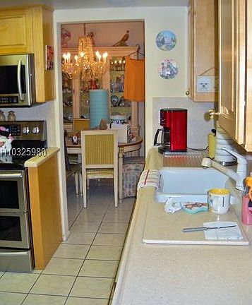 4th image of 4917 NW 54th Ct