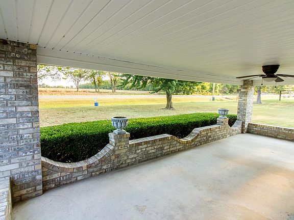 3rd image of 1740 County Road 1425