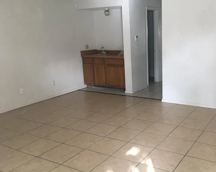 1403 Concord Dr — Photo 6
