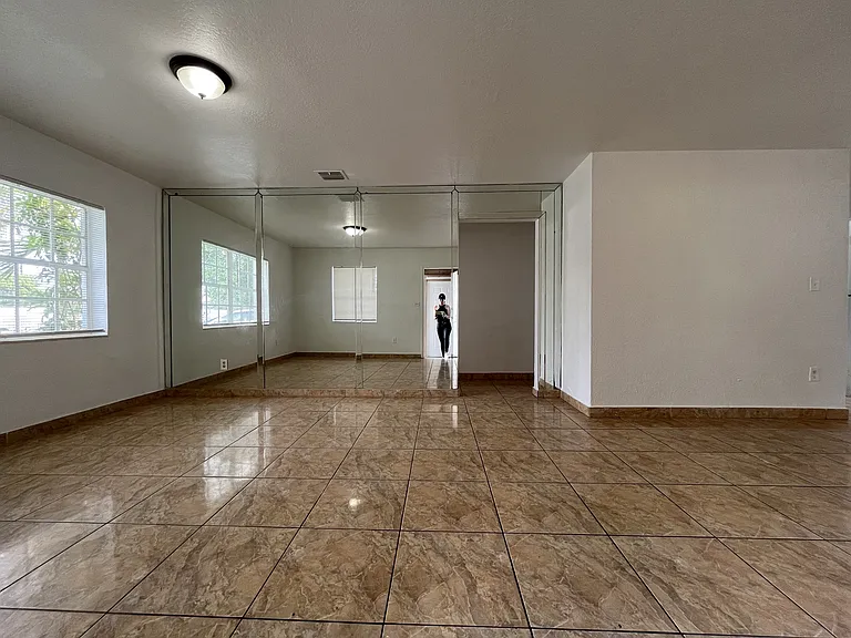 9870 Nicaragua Dr — Photo 5