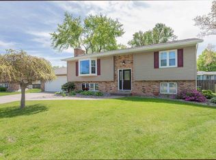 2723 E 28th Ct, Davenport, IA 52803