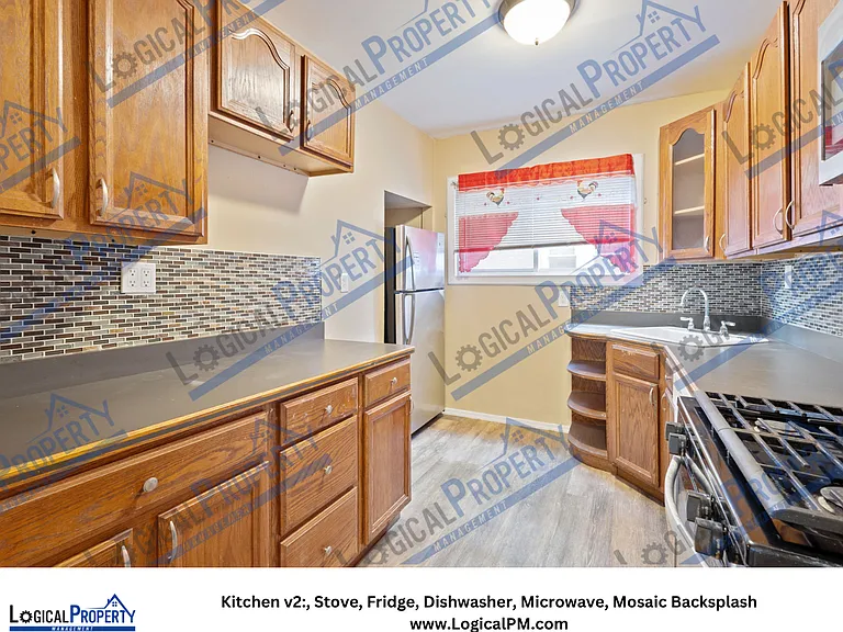 17308 Oak Dr #1 — Photo 3