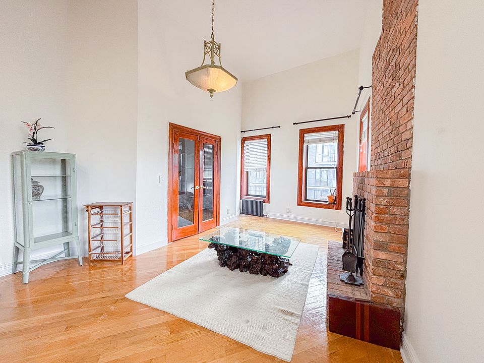 1st image of 141 Carlton Ave APT 7
