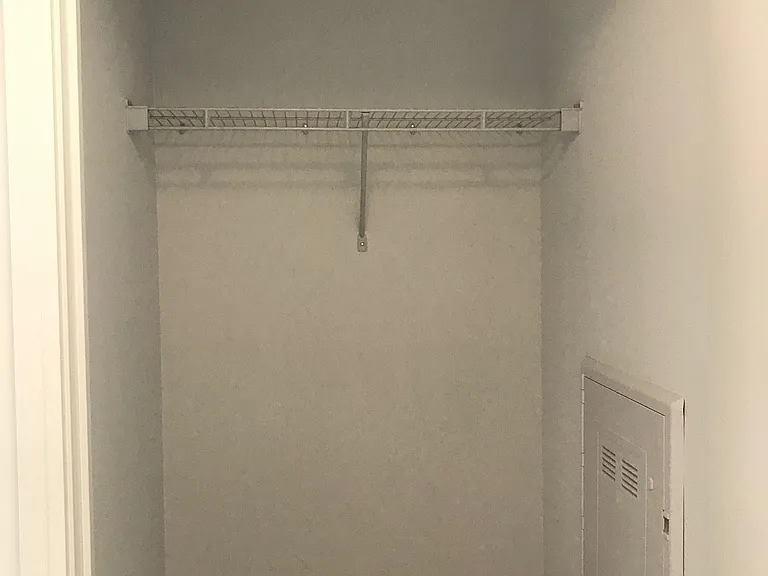 181 Dundas St E #1507 — Photo 3