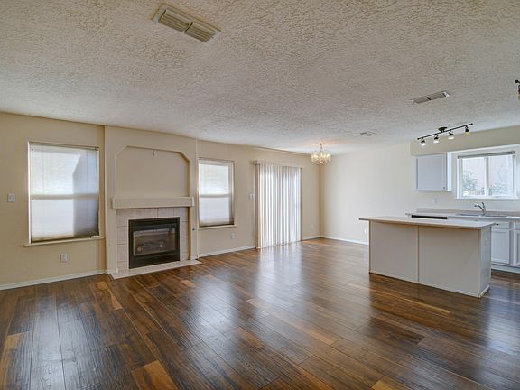 2nd image of 2109 Altura Azul Ln NE