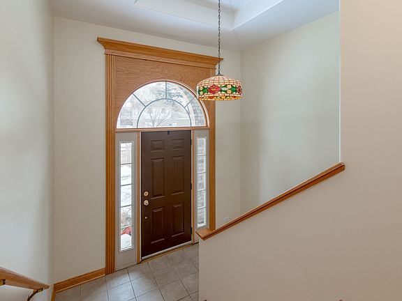 4th image of 419 S 12th Ave