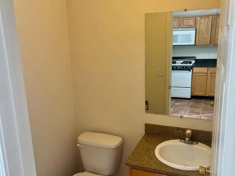 Modern Condo-Style Living Near Nob Hill & UNM $300 Off Move-In Special at The Spirals Apartments — Photo 36