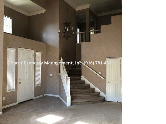 3rd image of 533 Cantera Ct