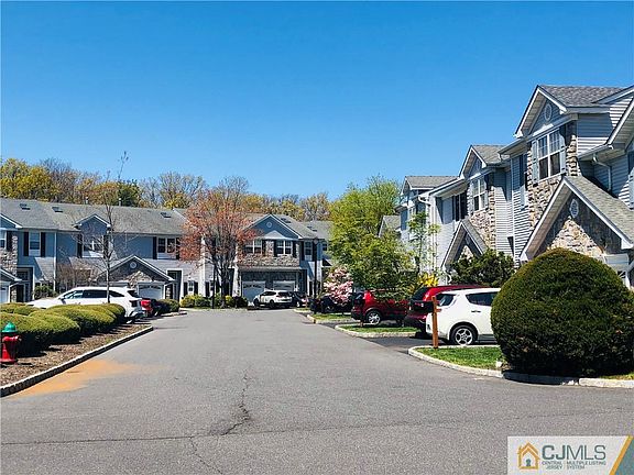 2nd image of 3 Linda Ct #323