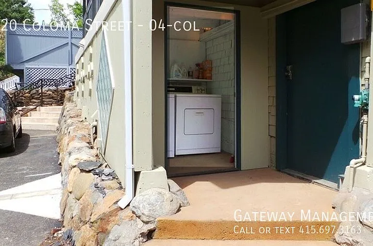2920 Coloma St #4 — Photo 10
