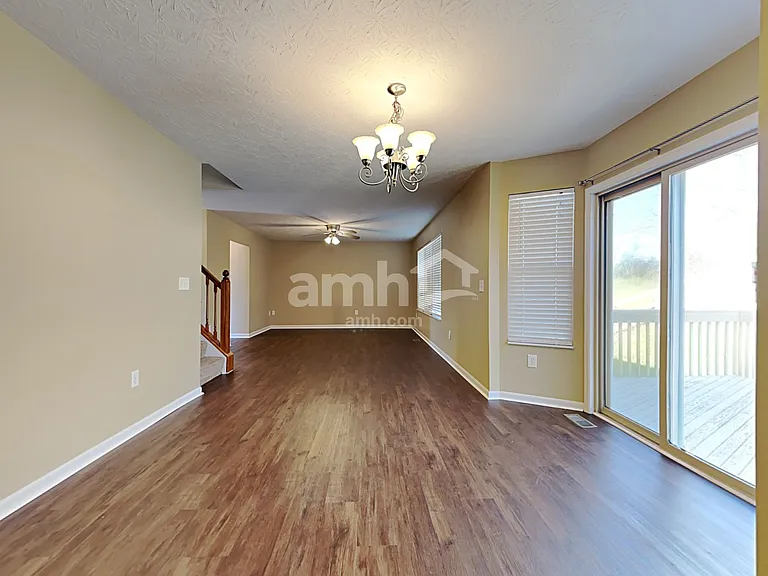 6908 Lucia Dr — Photo 7