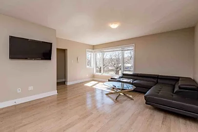 Building Photo - 133 Sweetland Ave #1