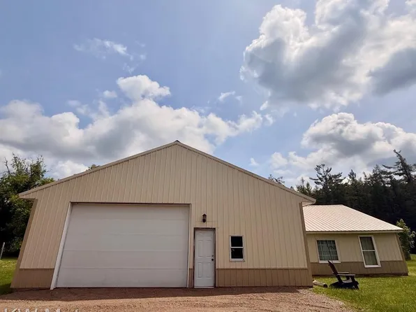 5749 Schultz Rd, Indian River, MI 49749