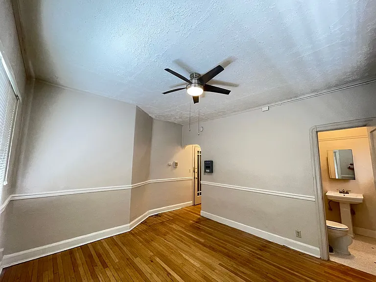 1705 N Street — Photo 15