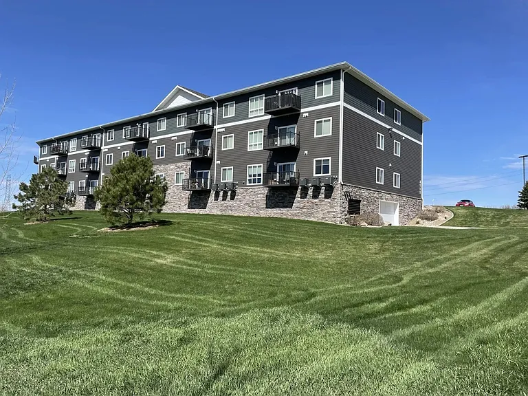 Coulee Ridge Apartments and Twin Homes — Photo 19