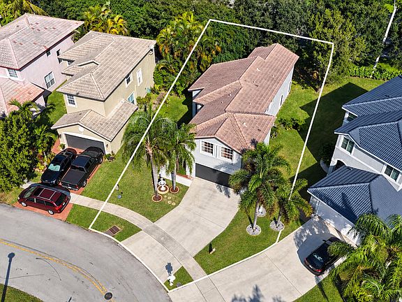 2nd image of 17621 SW 31ST Court