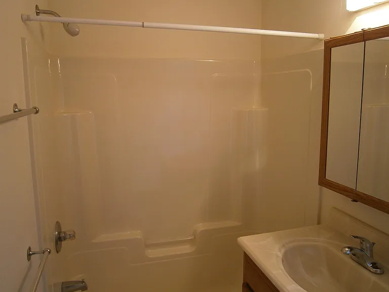 123 Highland Pl — Photo 12