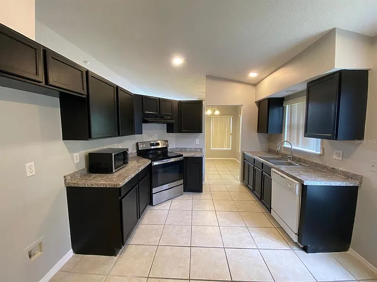 1440 Timberbend Cir — Photo 2