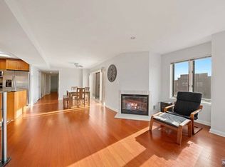 518 Ellery Ct #518, Edgewater, NJ 07020
