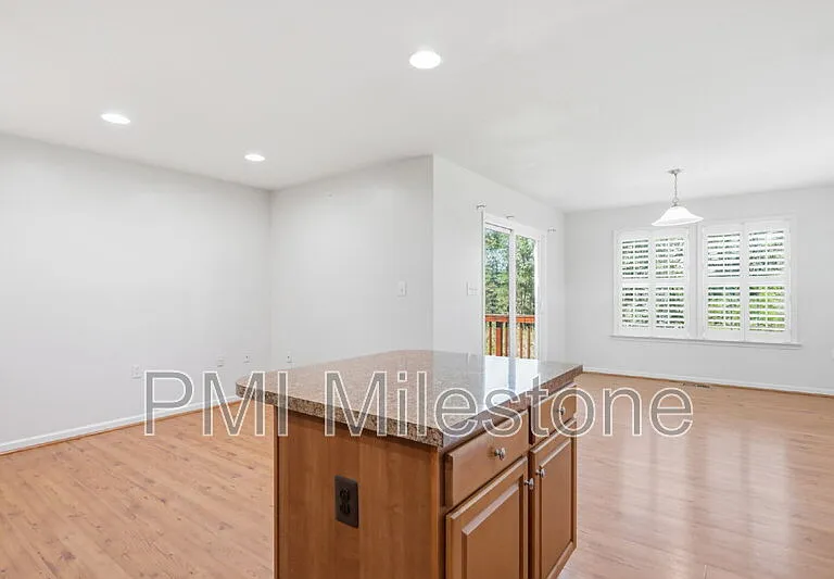 69 Carnegie Links Dr — Photo 9
