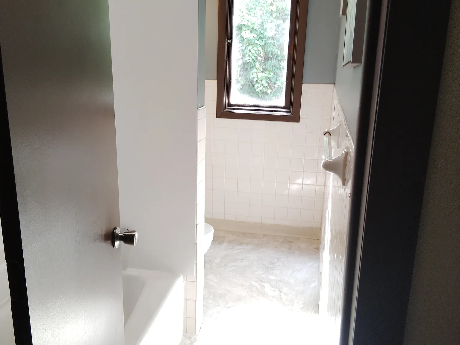 2 bed, 850 sqft, $1,195 — Photo 2