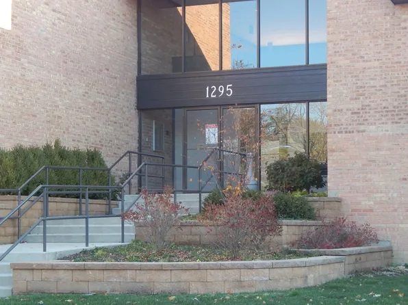 1295 N Sterling Ave Unit 204, Palatine, IL 60067