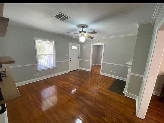 3rd image of 2043 E 12th Pl