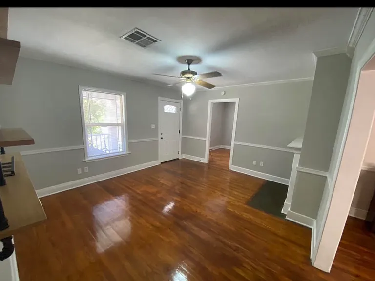 2043 E 12th Pl — Photo 3