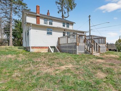 239 E Glade St, Glade Spring, VA, 24340