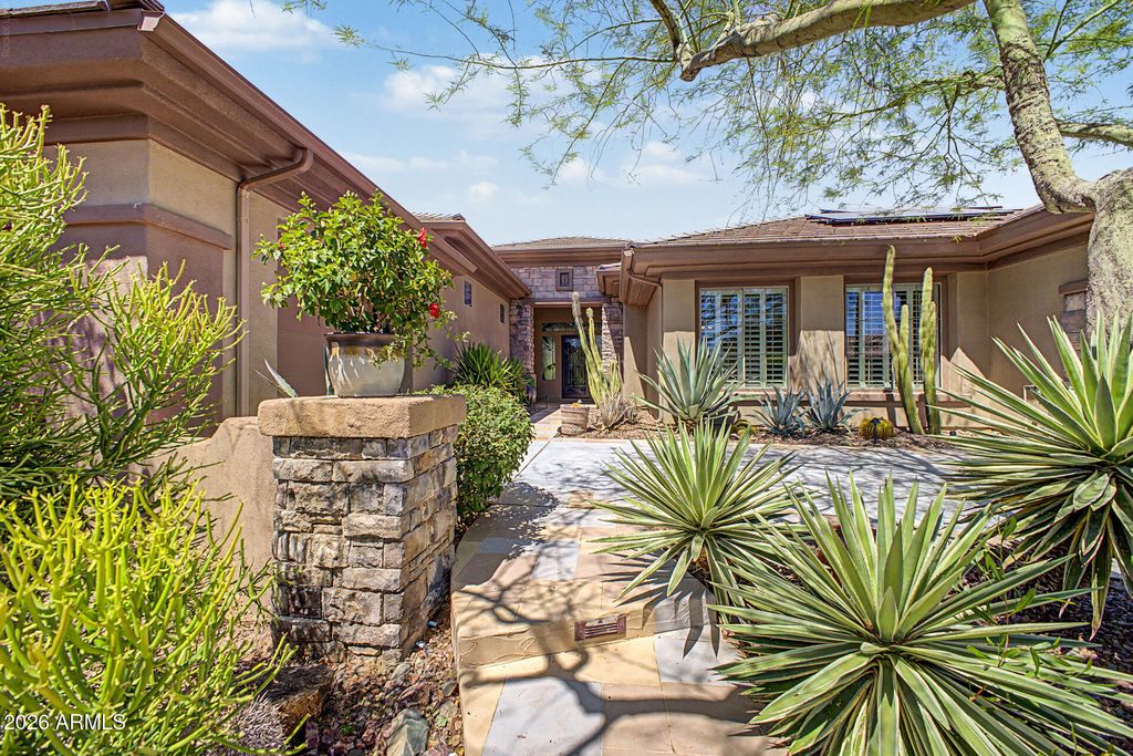 1807 W CAMARGO Court, Phoenix, AZ - View 2