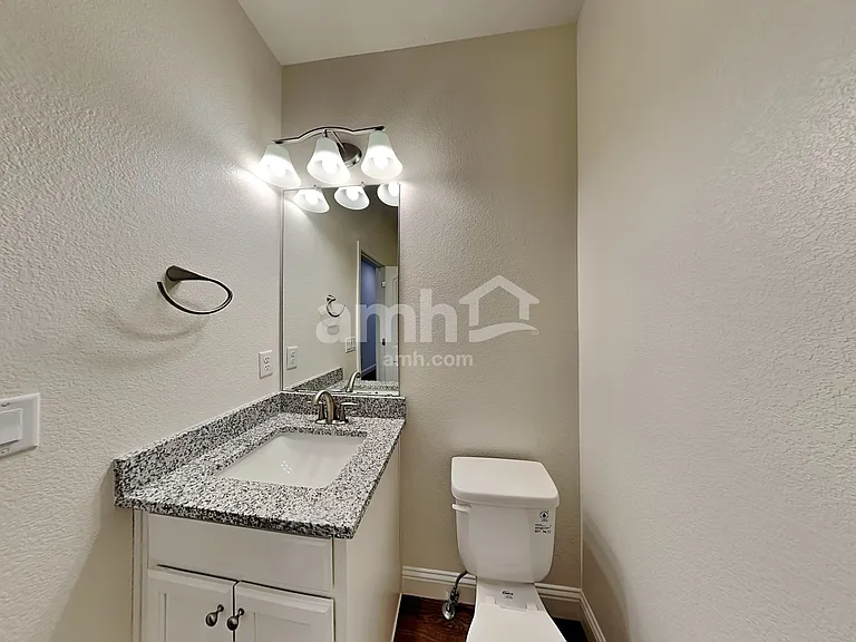 10204 Dogwood St — Photo 15