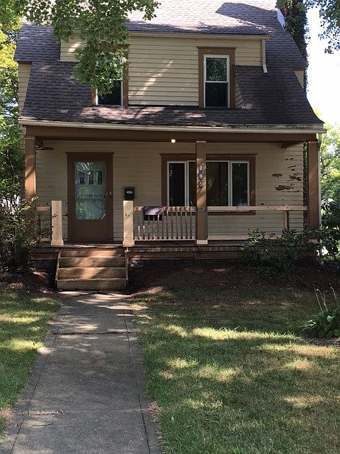 front with porch under construction