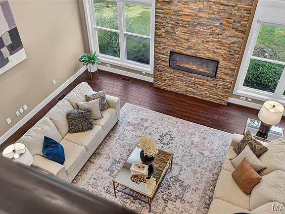 2nd image of 511 Westonridge Ct