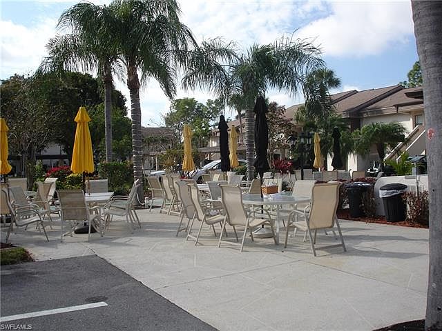 1st image of 5585 Trailwinds Dr APT 313