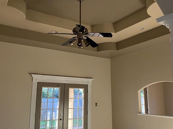 3rd image of 4755 Mona Dr