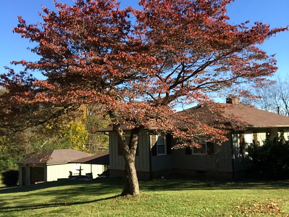 4th image of 110 Circle Hill Dr