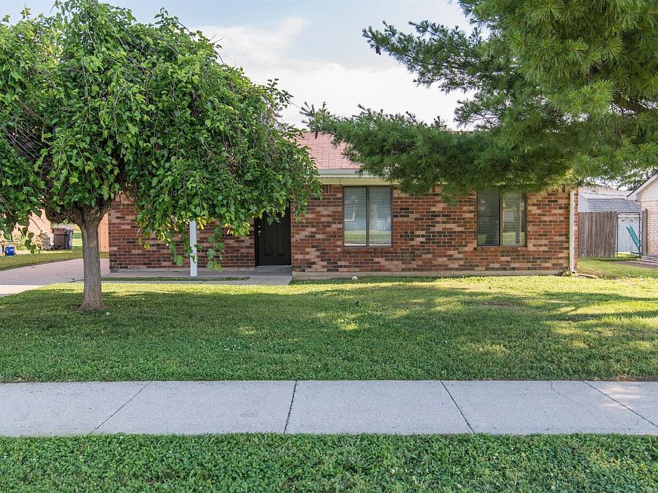 1st image of 303 Madison Hills Blvd