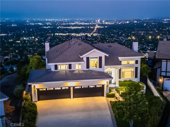 24686 Wooded Vis, West Hills, CA 91307