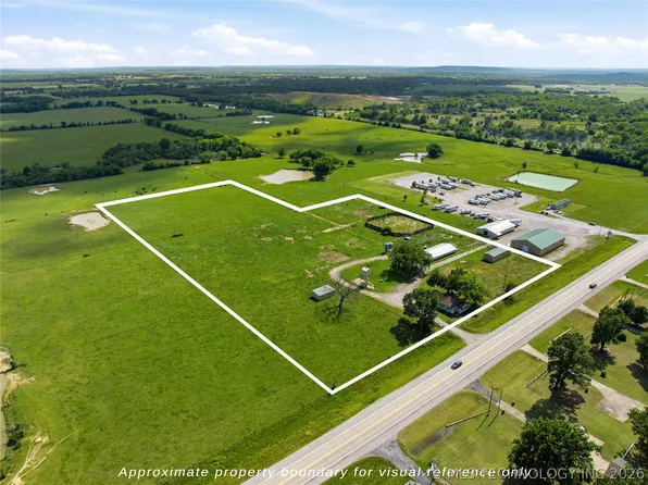 17220 62nd Hwy, Morris, OK 74445
